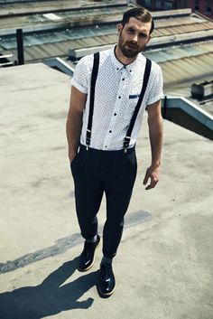 Look For The Stylish Suspenders Available Online
