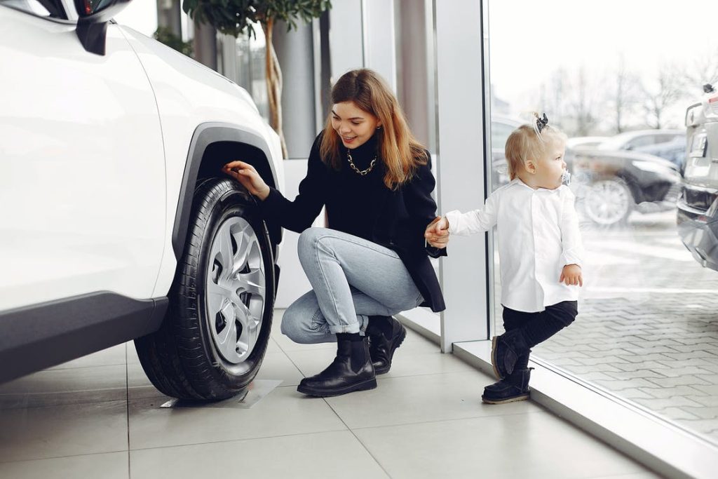 5 Tips To Help You Decide Whether To Buy A New or Used Car